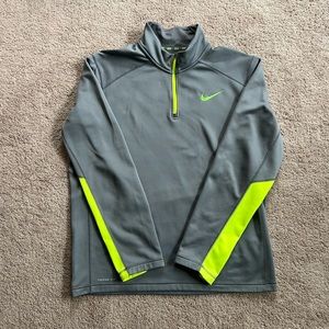 Nike Mens Therma Fit Quarter Zip Pullover. Gray Lime Green. Large. Gently Used